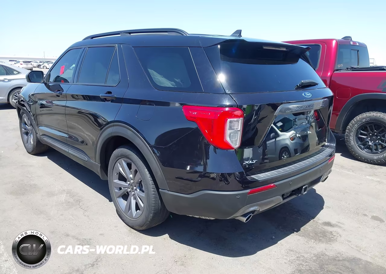 2022 Ford Explorer Xlt VIN:1FMSK7DH6NGB73169 - 3