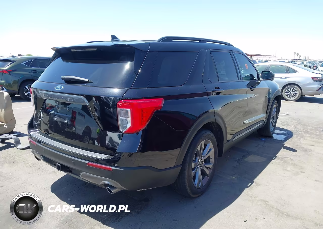 2022 Ford Explorer Xlt VIN:1FMSK7DH6NGB73169 - 4