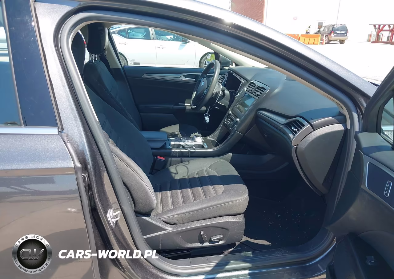 2017 Ford Fusion Se VIN:3FA6P0HD1HR276069 - 5
