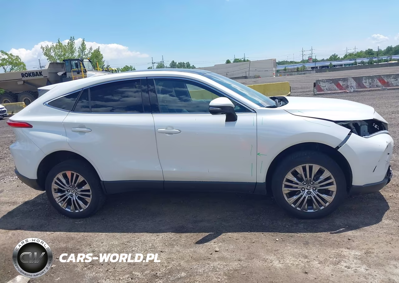 2024 Toyota Venza Limited VIN:JTEAAAAHXRJ161583 - 13