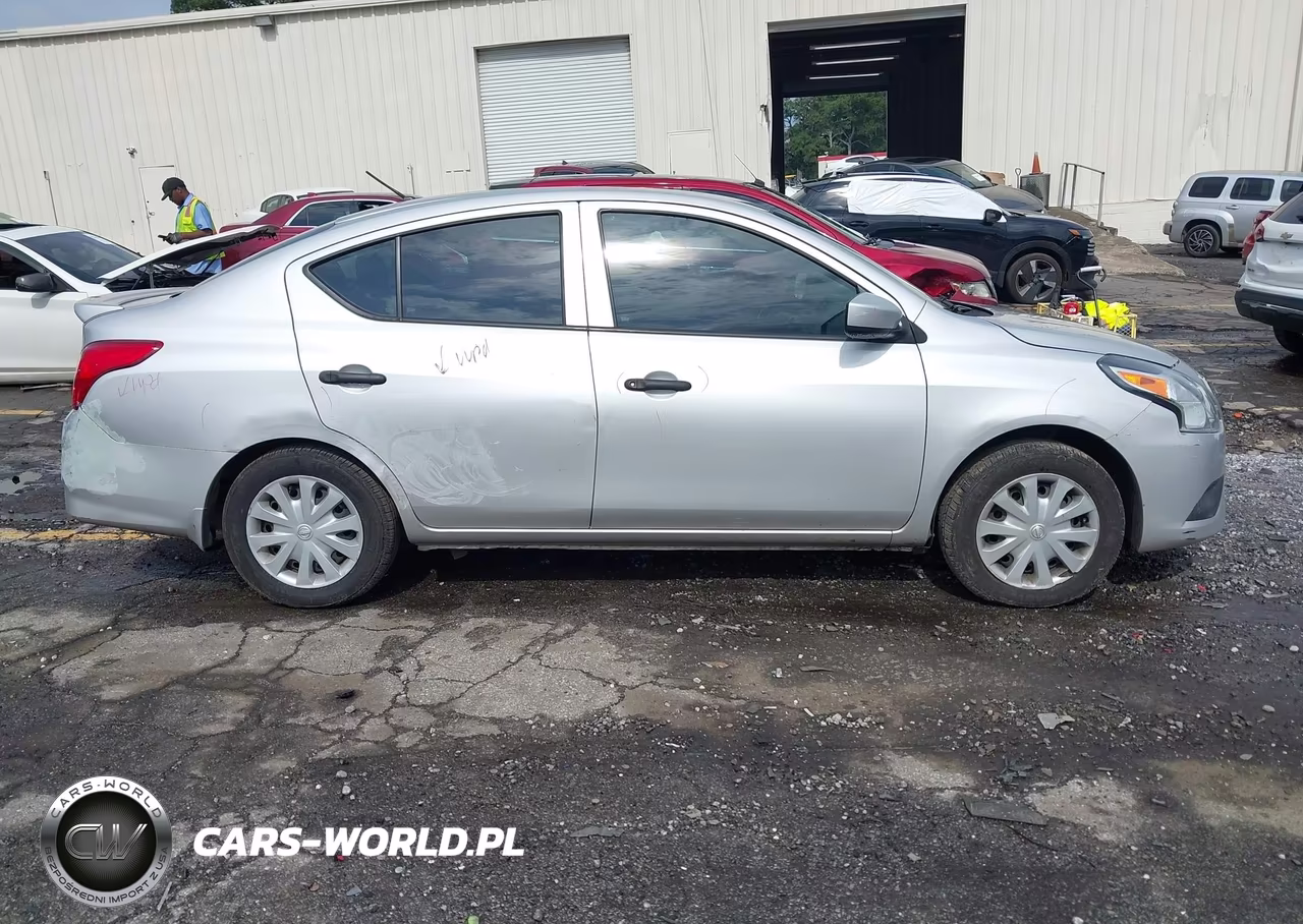 2018 Nissan Versa 1.6 S+ VIN:3N1CN7AP7JL817914 - 13