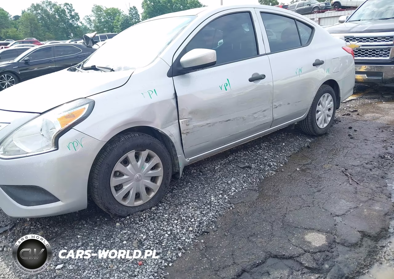 2018 Nissan Versa 1.6 S+ VIN:3N1CN7AP7JL817914 - 6