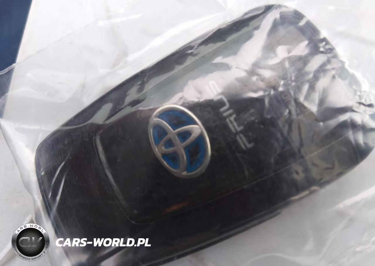 2017 Toyota Prius Two VIN:JTDKBRFU9H3030979 - 11
