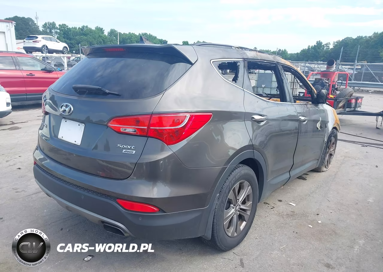 2014 Hyundai Santa Fe Sport 2.4L VIN:5XYZUDLB7EG186010 - 4