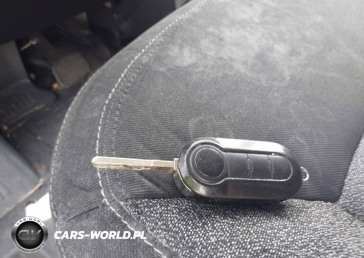 2015 Ram Promaster 1500 Low Roof VIN:3C6TRVNG9FE516709 - 11