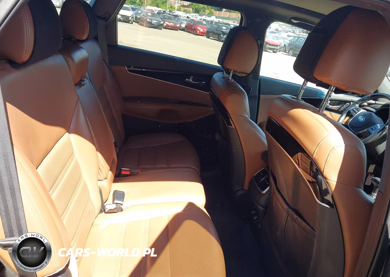 2019 Kia Sorento 3.3L Sxl VIN:5XYPKDA59KG529518 - 8