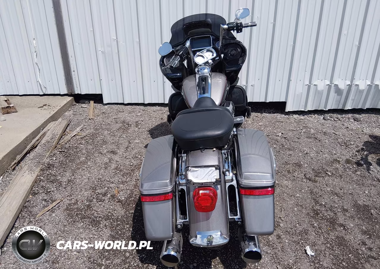 2017 Harley-Davidson Fltru VIN:1HD1KGD15HB686903 - 6