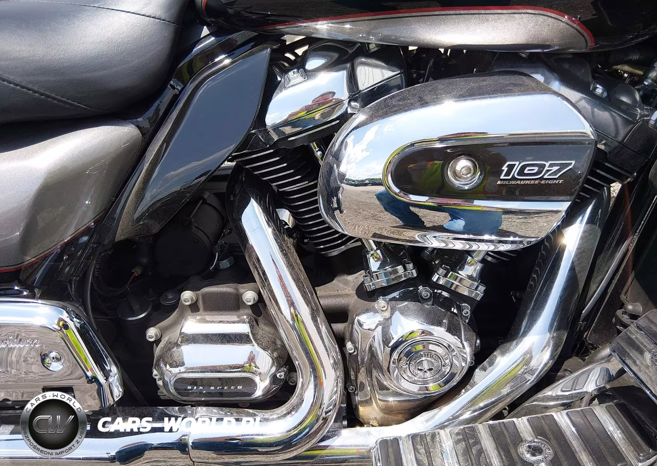 2017 Harley-Davidson Fltru VIN:1HD1KGD15HB686903 - 8