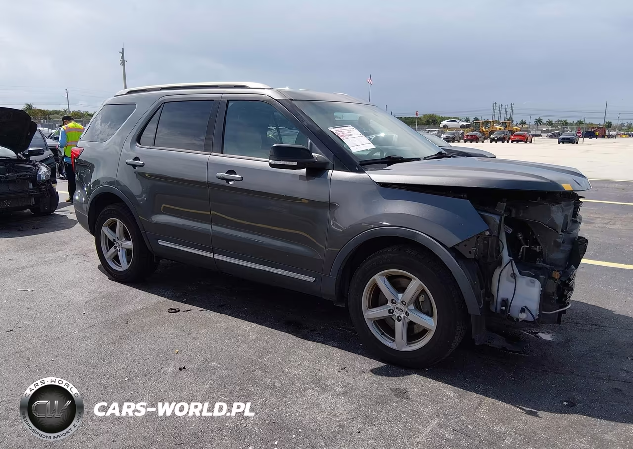 2016 Ford Explorer Xlt – zdjęcie 1 z 17