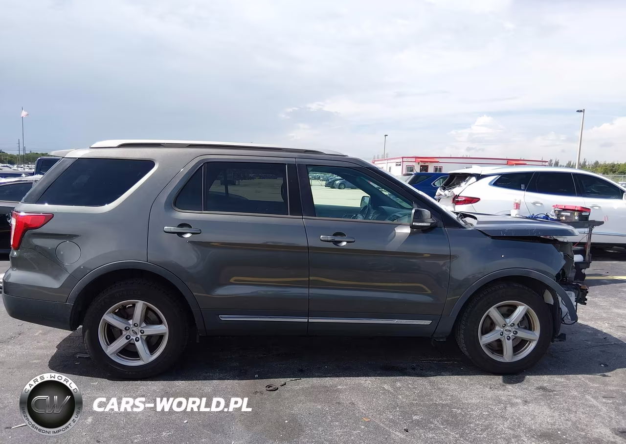 2016 Ford Explorer Xlt VIN:1FM5K7D89GGC54859 - 14