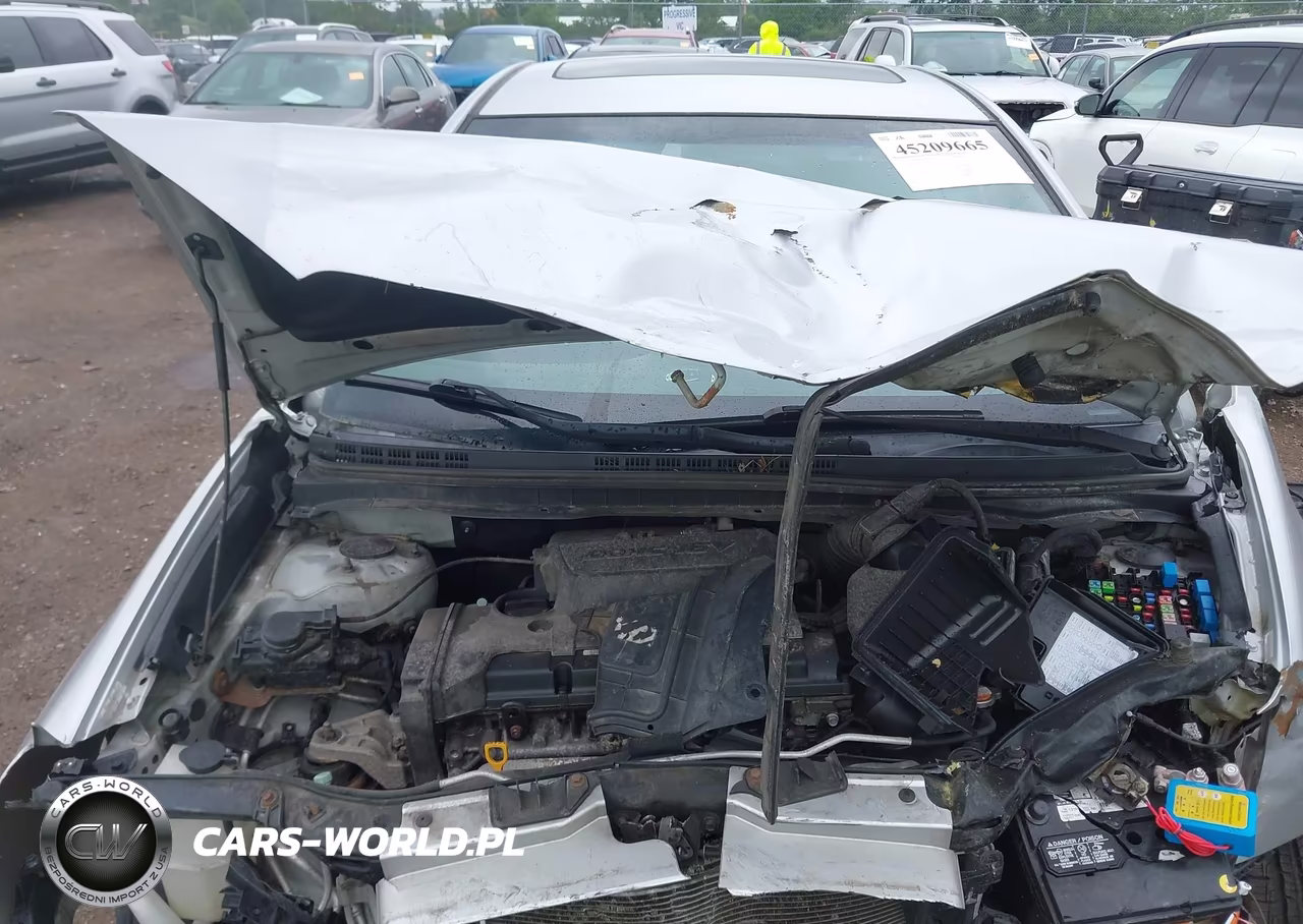 2010 Hyundai Elantra Gls VIN:KMHDU4AD8AU883365 - 10