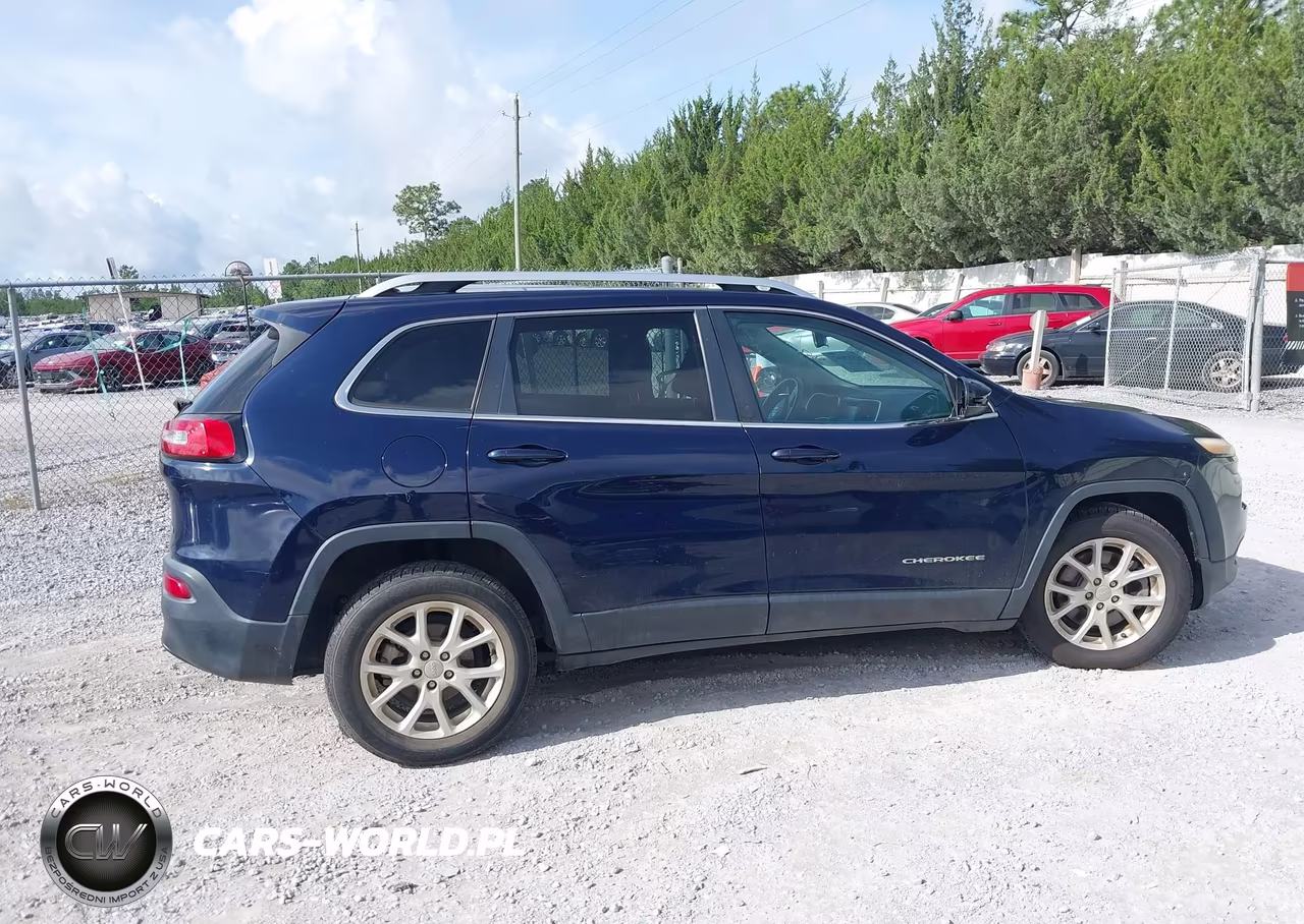 2016 Jeep Cherokee Latitude VIN:1C4PJLCB7GW167764 - 14