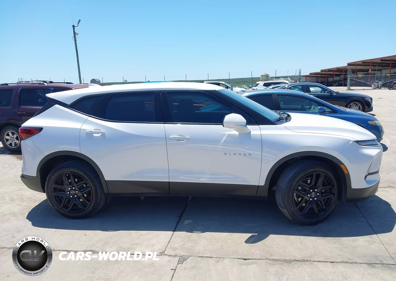 2025 Chevrolet Blazer Fwd 2Lt VIN:3GNKBCR46SS104599 - 13