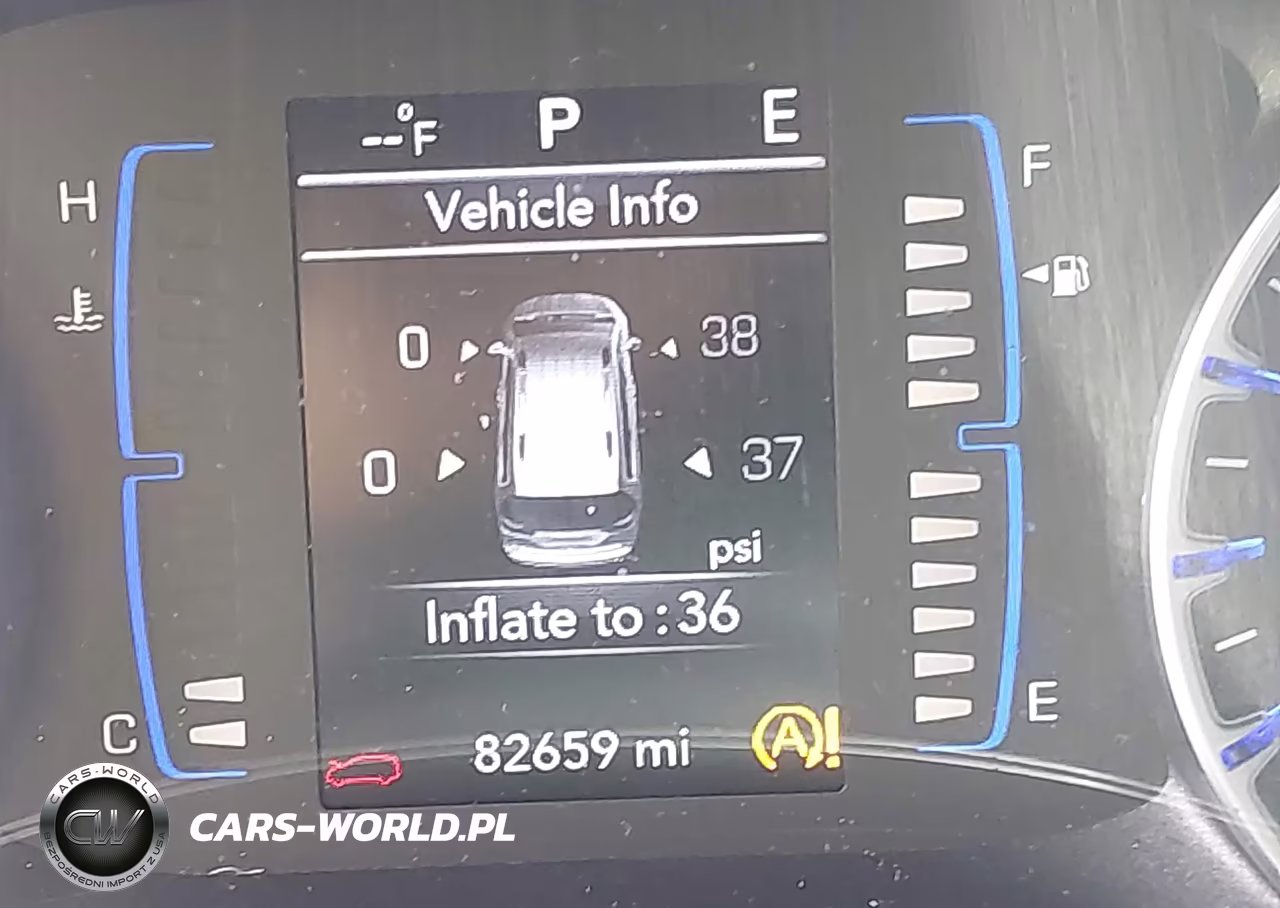 2019 Chrysler Pacifica Touring Plus VIN:2C4RC1FG6KR537747 - 16