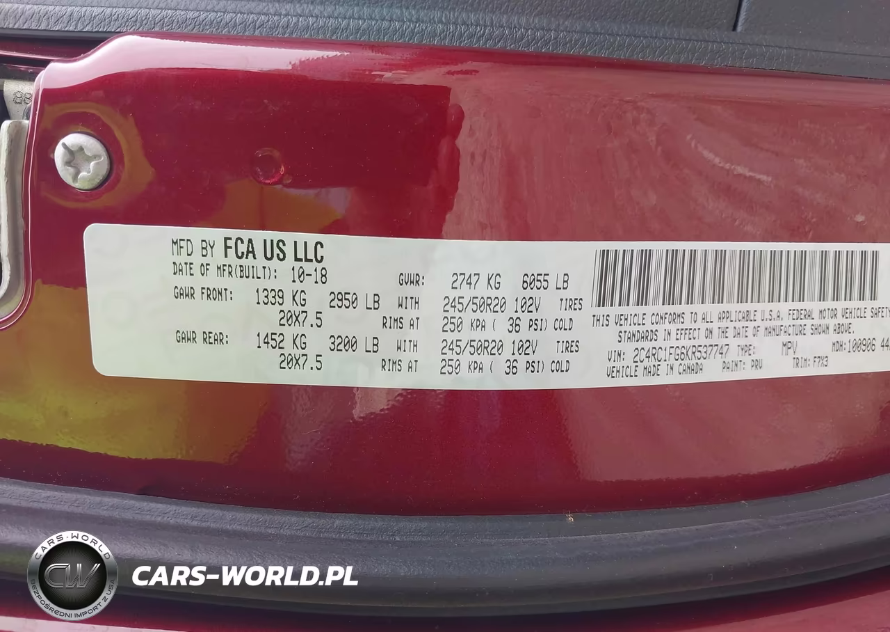 2019 Chrysler Pacifica Touring Plus VIN:2C4RC1FG6KR537747 - 9