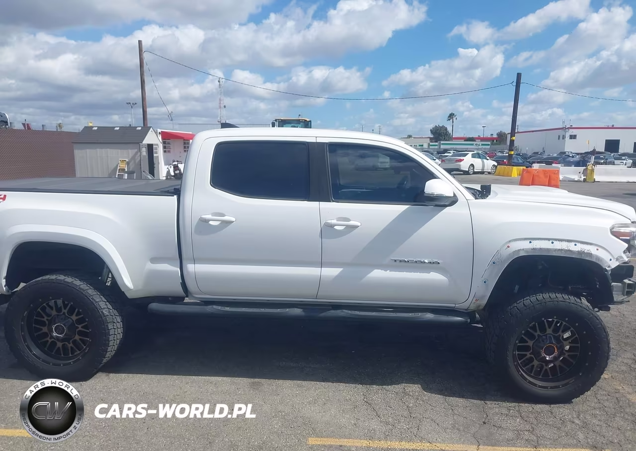 2019 Toyota Tacoma Trd Sport VIN:3TMDZ5BN6KM056568 - 13