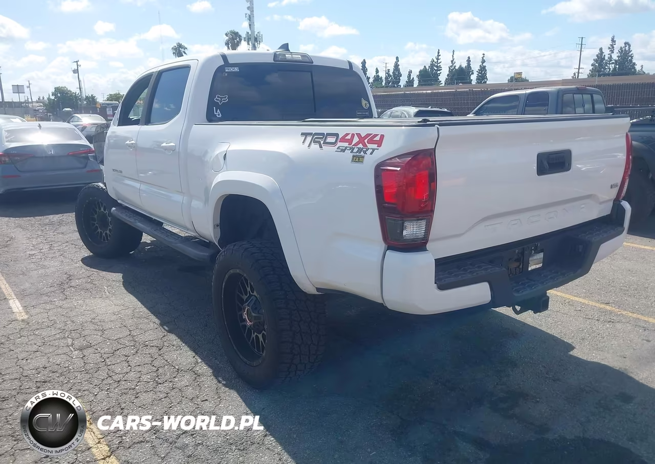 2019 Toyota Tacoma Trd Sport VIN:3TMDZ5BN6KM056568 - 3