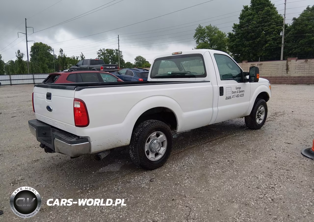 2012 Ford F-250 Xl VIN:1FTBF2A69CEB41033 - 4