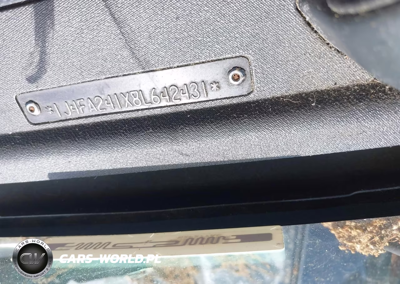 2008 Jeep Wrangler X VIN:1J4FA241X8L642431 - 12