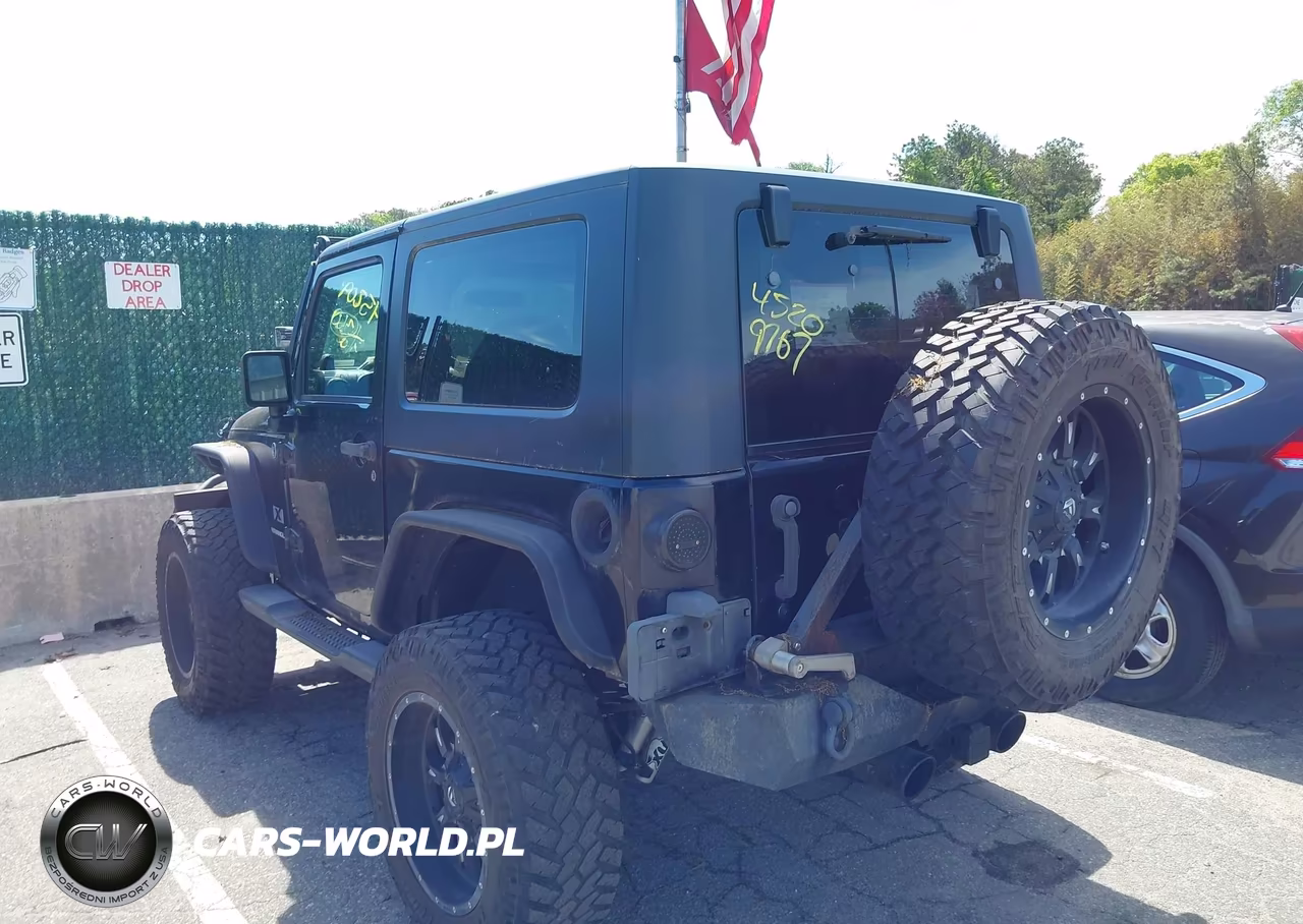 2008 Jeep Wrangler X VIN:1J4FA241X8L642431 - 3