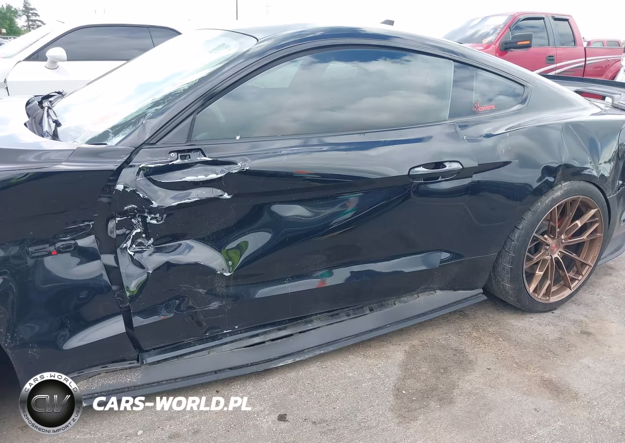 2020 Ford Mustang Gt Fastback VIN:1FA6P8CF4L5189950 - 17