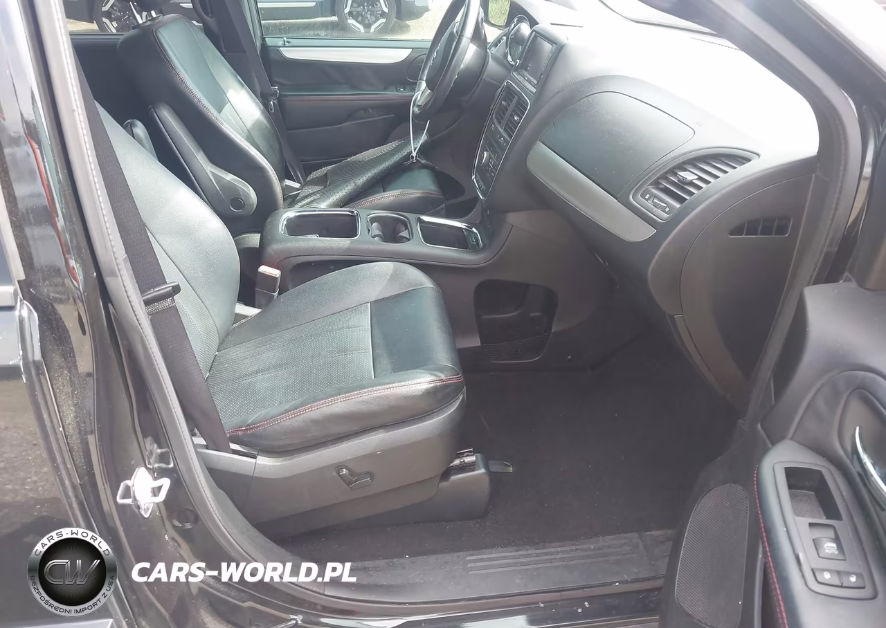 2016 Dodge Grand Caravan R-T VIN:2C4RDGEG3GR236832 - 5