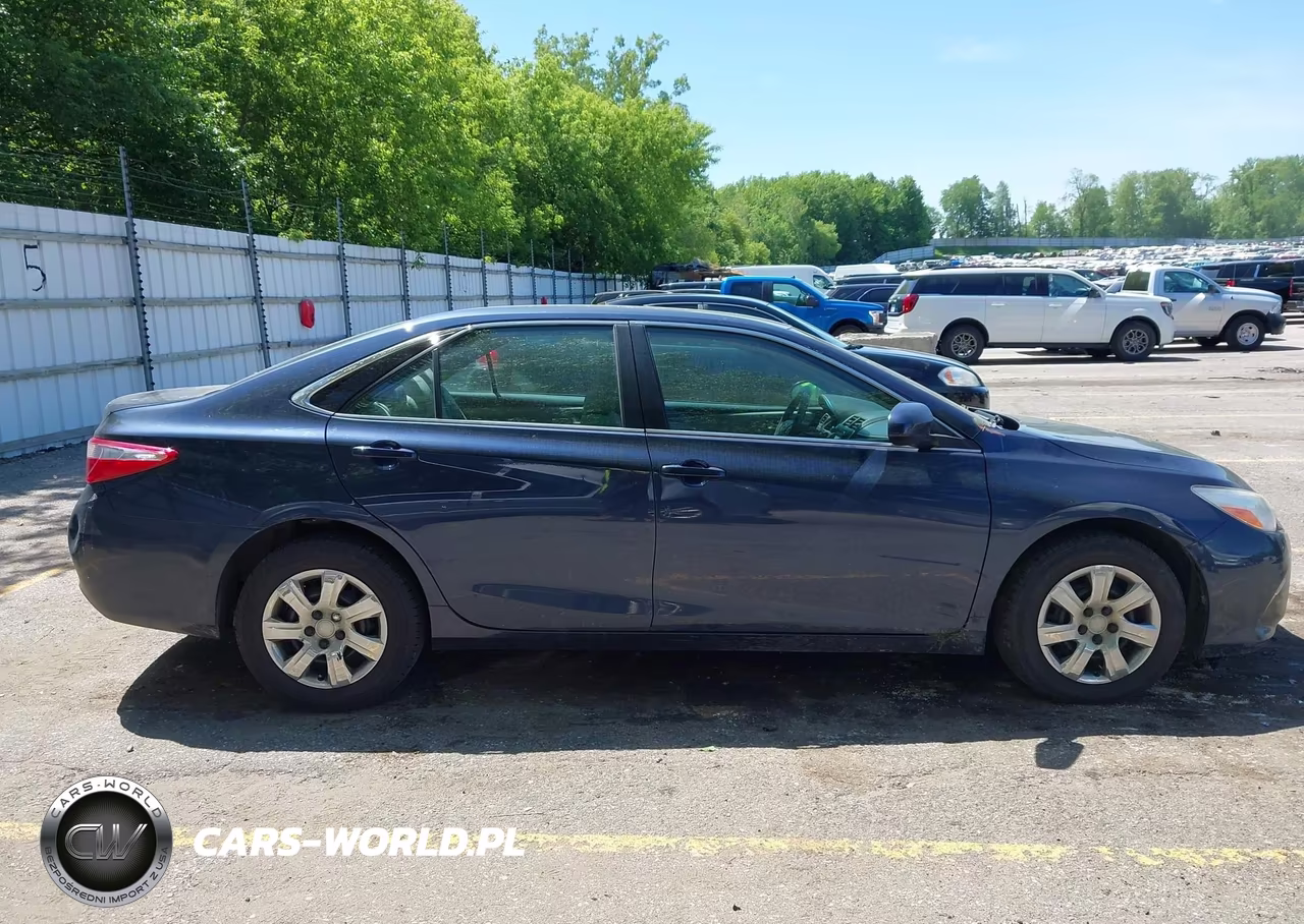 2017 Toyota Camry Le VIN:4T1BF1FK3HU706644 - 14