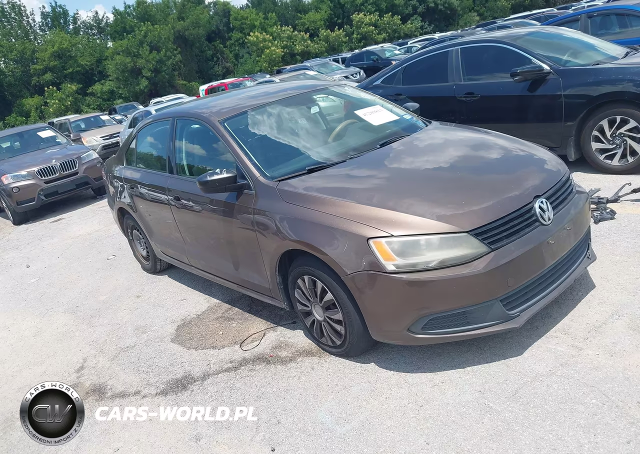 2013 Volkswagen Jetta 2.0L S – zdjęcie 1 z 11