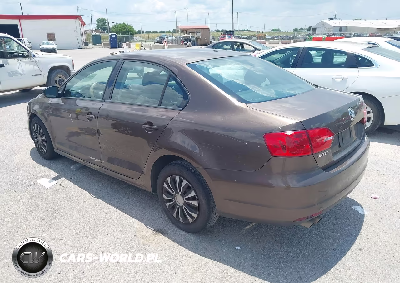2013 Volkswagen Jetta 2.0L S VIN:3VW2K7AJXDM299158 - 3