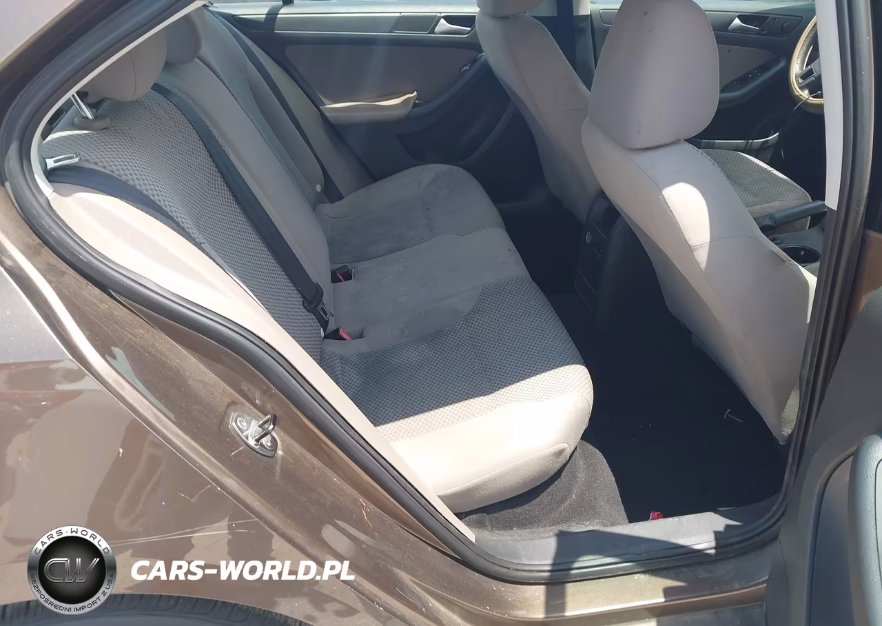 2013 Volkswagen Jetta 2.0L S VIN:3VW2K7AJXDM299158 - 8
