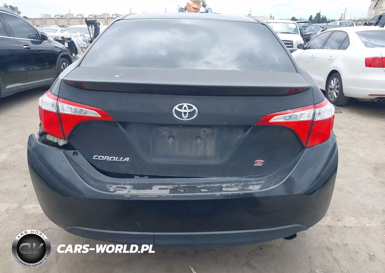 2015 Toyota Corolla S Plus VIN:5YFBURHE0FP334125 - 17