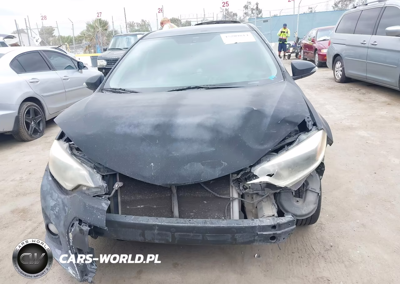 2015 Toyota Corolla S Plus VIN:5YFBURHE0FP334125 - 6