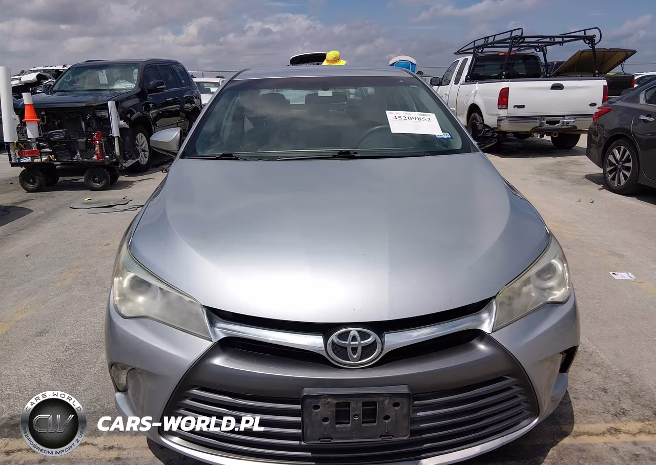 2015 Toyota Camry Le VIN:4T4BF1FK3FR510111 - 12