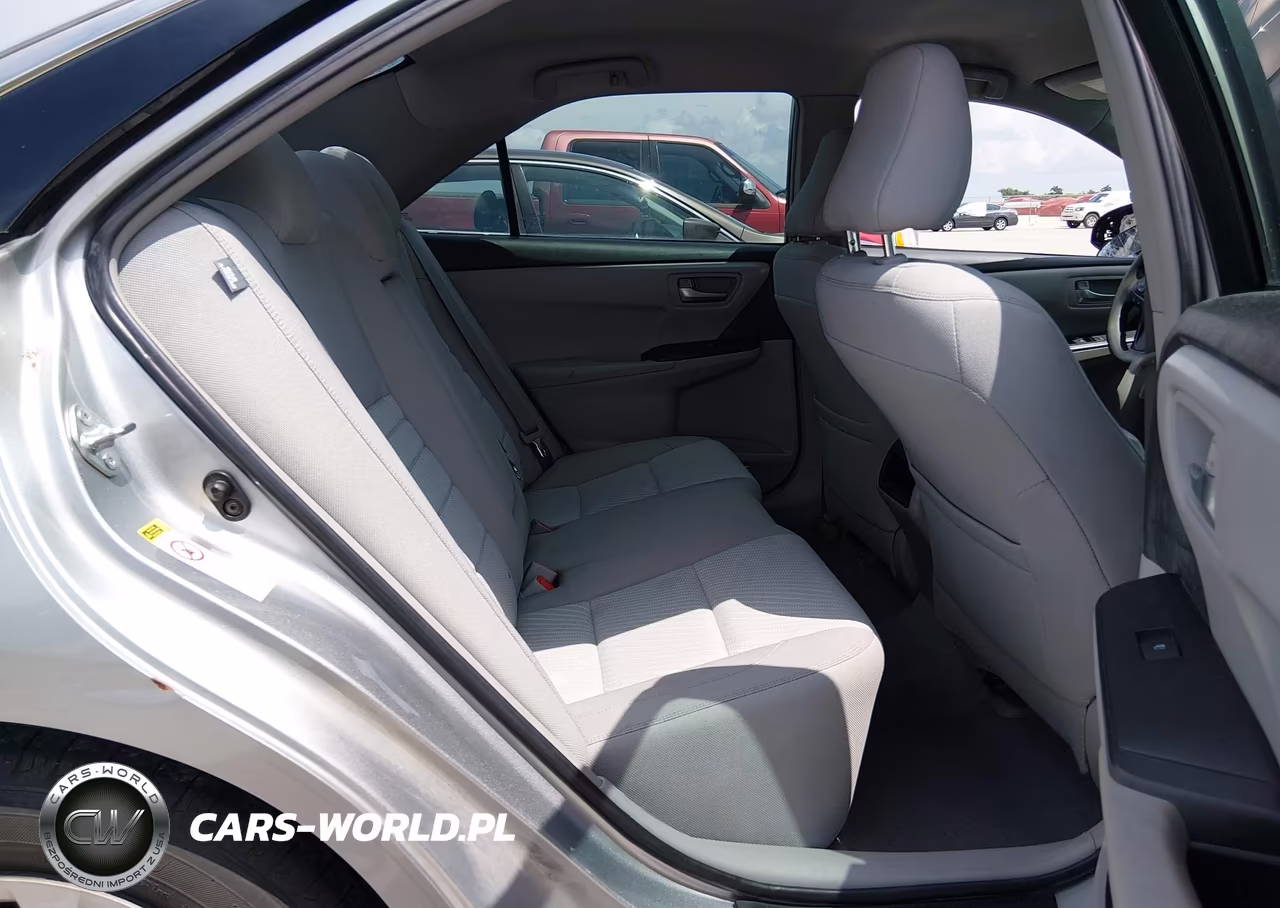 2015 Toyota Camry Le VIN:4T4BF1FK3FR510111 - 8