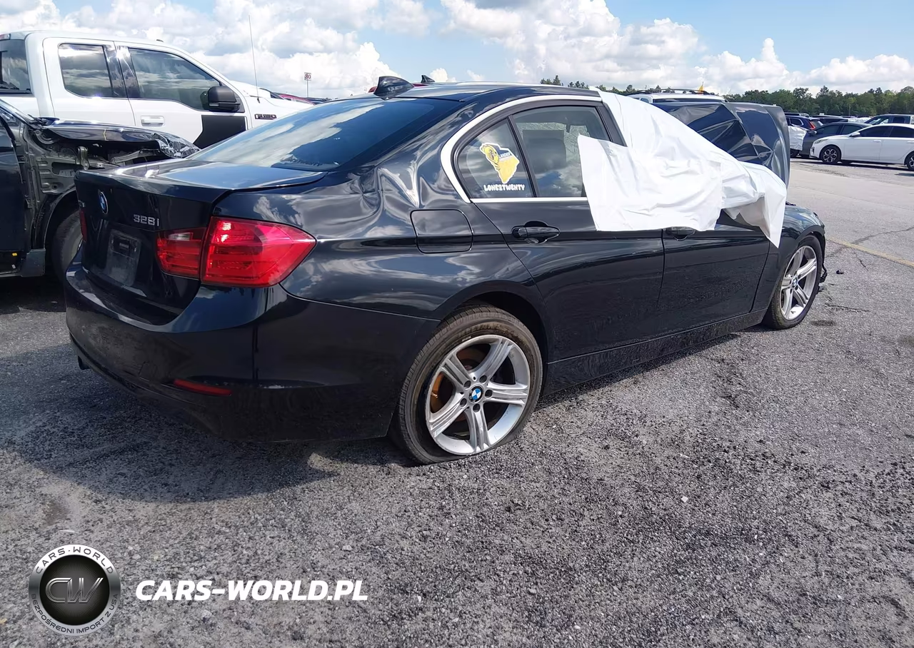 2015 BMW 328I xDrive VIN:WBA3B5G52FNS14938 - 4