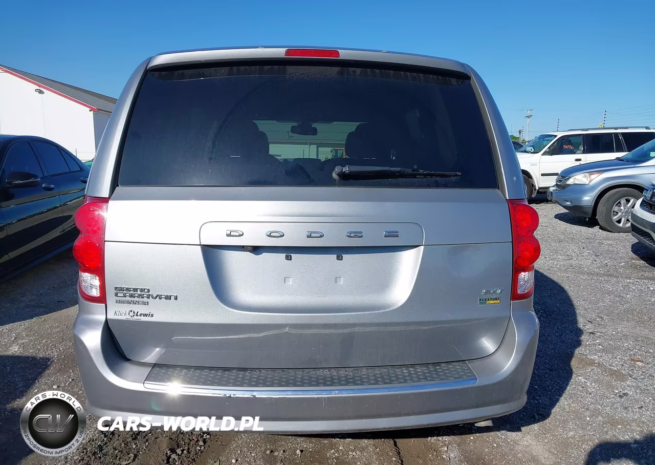2019 Dodge Grand Caravan Sxt VIN:2C4RDGCG2KR717358 - 16