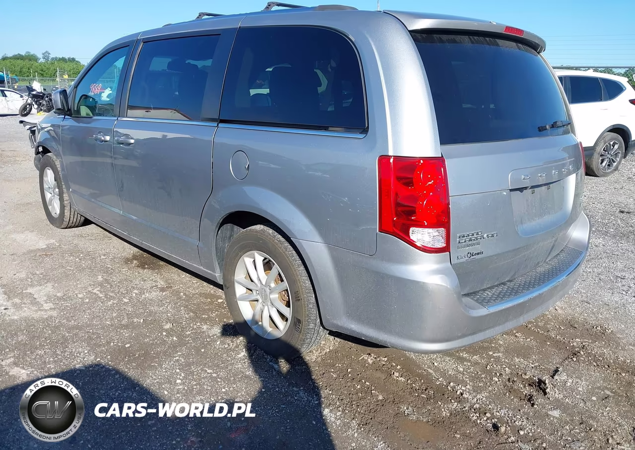 2019 Dodge Grand Caravan Sxt VIN:2C4RDGCG2KR717358 - 3