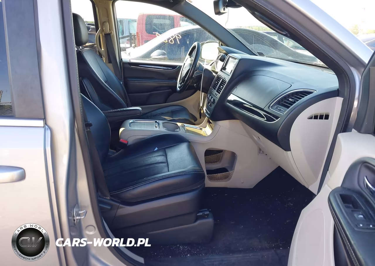 2019 Dodge Grand Caravan Sxt VIN:2C4RDGCG2KR717358 - 5