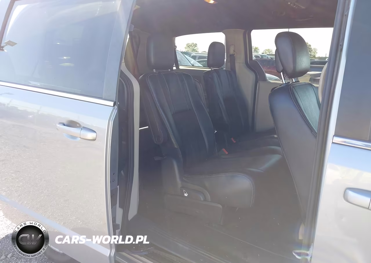 2019 Dodge Grand Caravan Sxt VIN:2C4RDGCG2KR717358 - 8