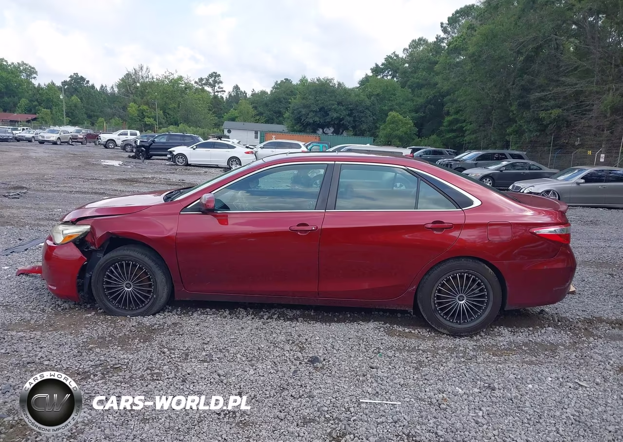 2017 Toyota Camry Xse VIN:4T1BF1FKXHU763830 - 14