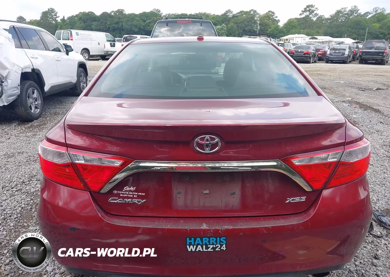 2017 Toyota Camry Xse VIN:4T1BF1FKXHU763830 - 16