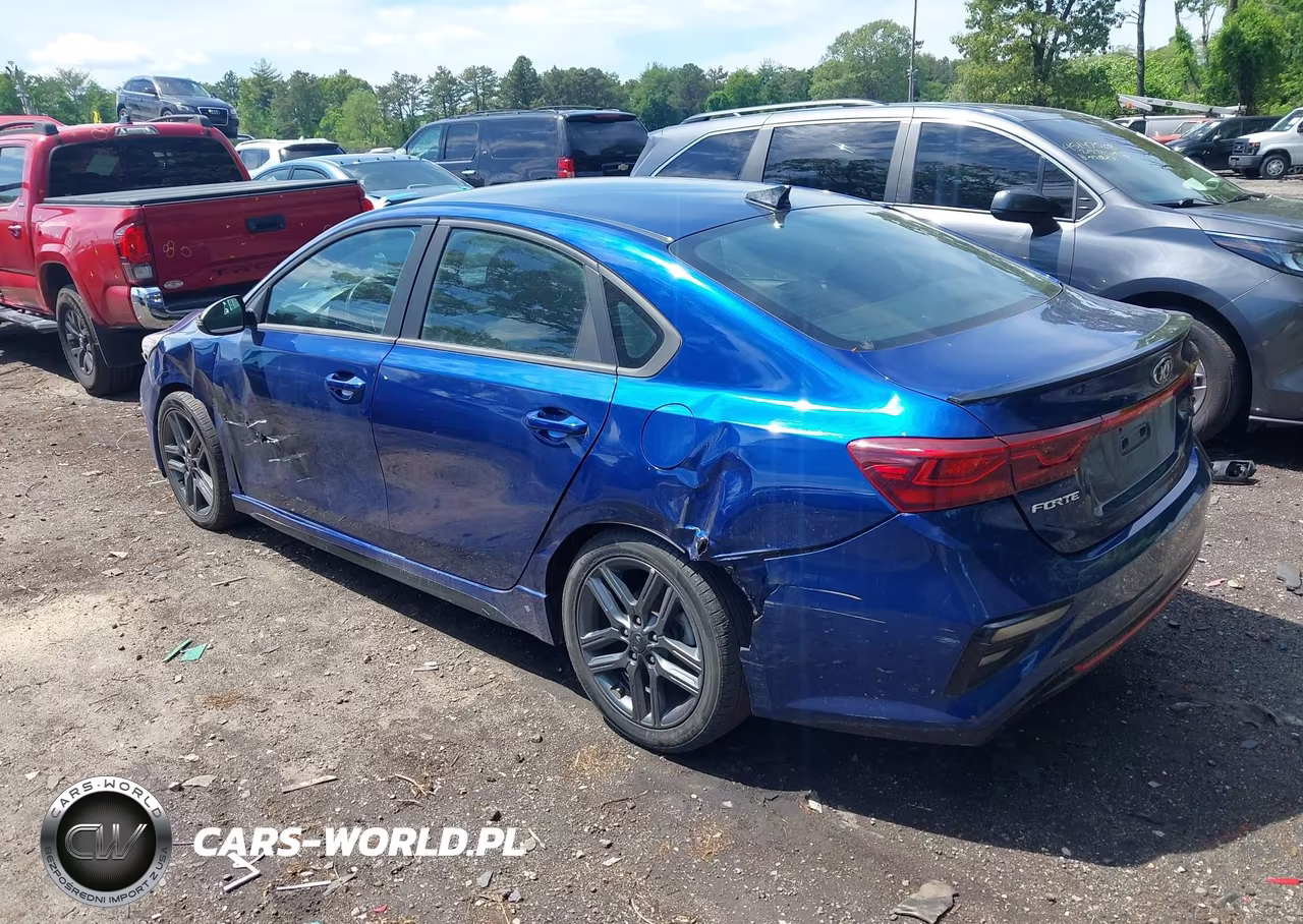 2021 Kia Forte Gt-Line VIN:3KPF34AD0ME351921 - 3