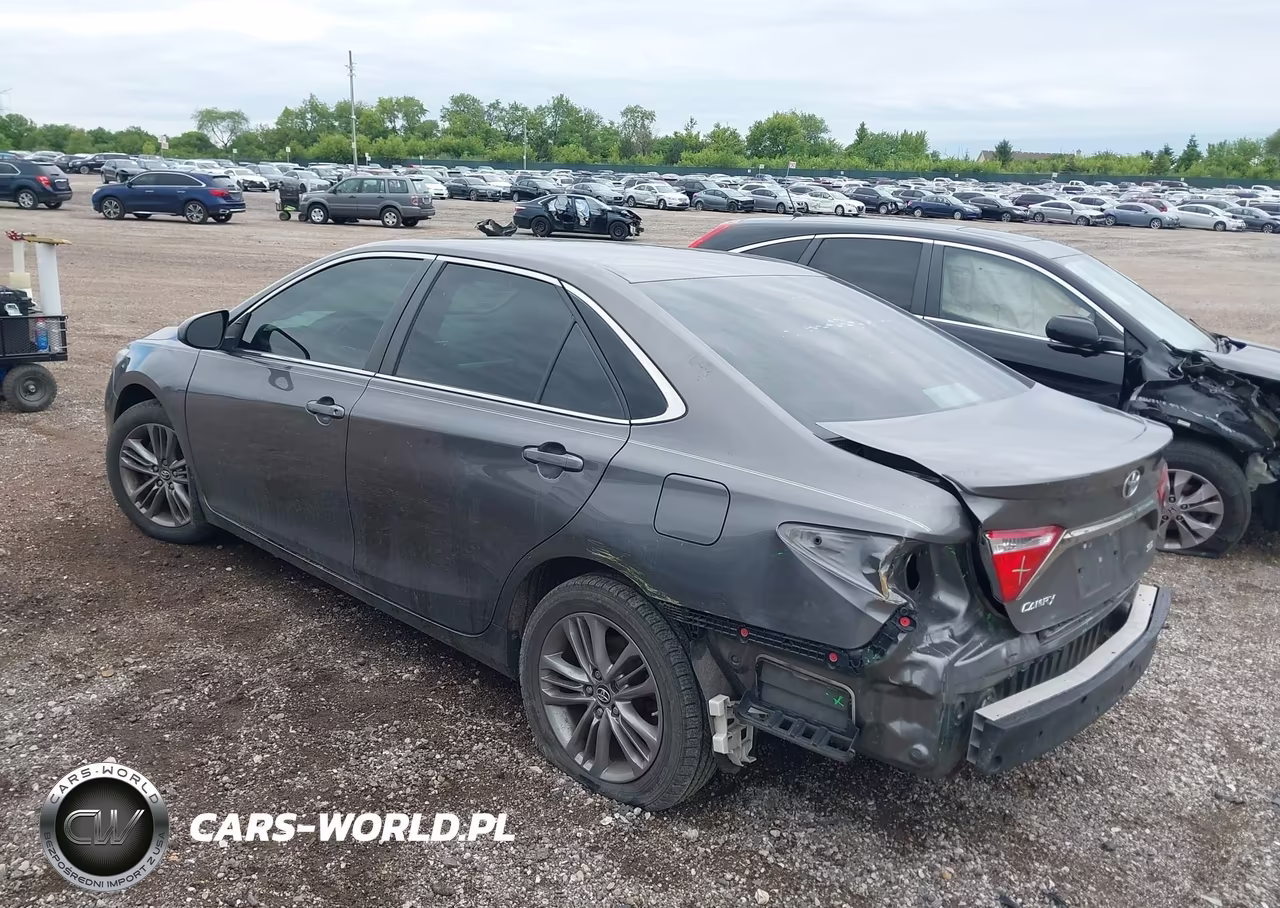 2017 Toyota Camry Se VIN:4T1BF1FK5HU759135 - 3
