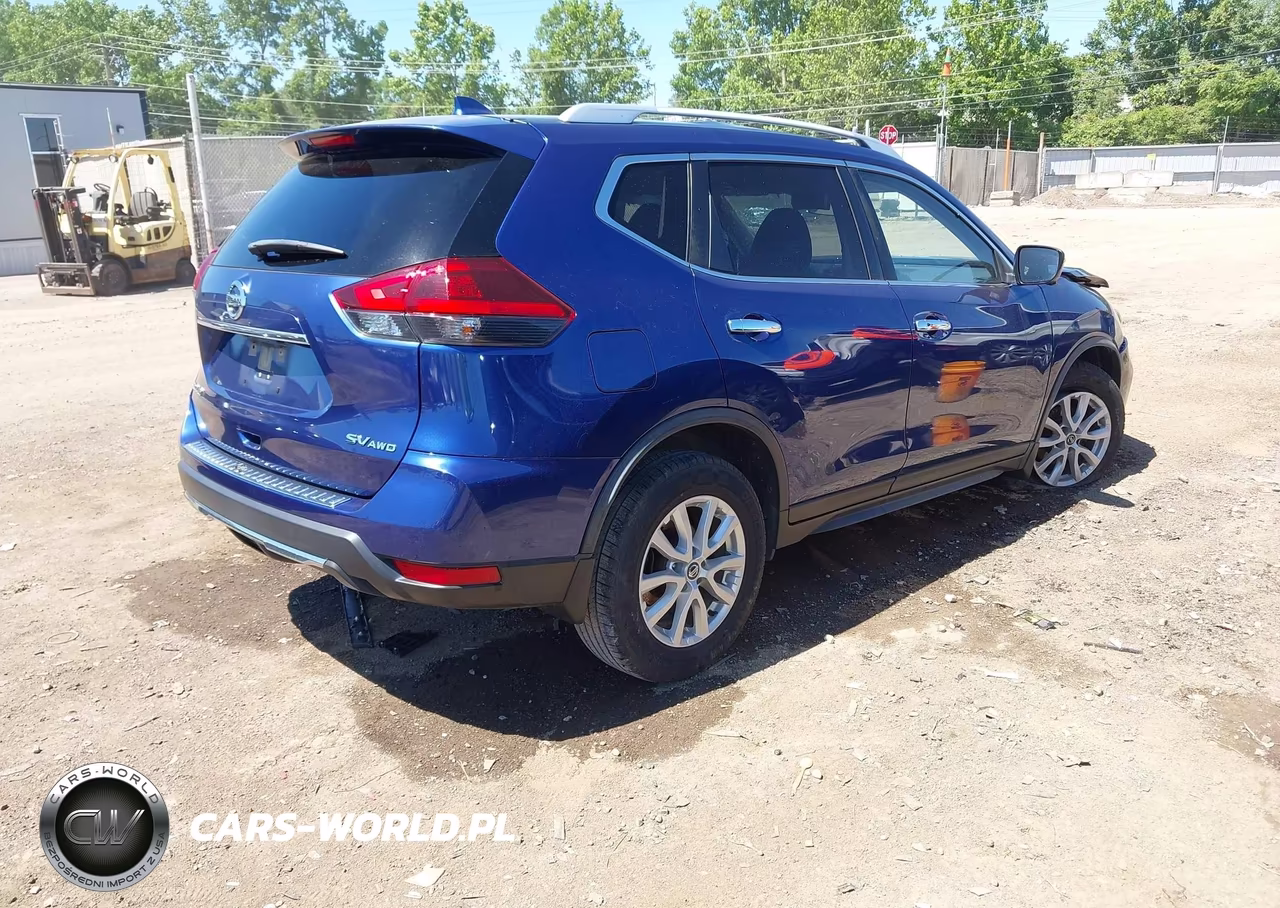2018 Nissan Rogue Sv VIN:JN8AT2MV2JW347135 - 4