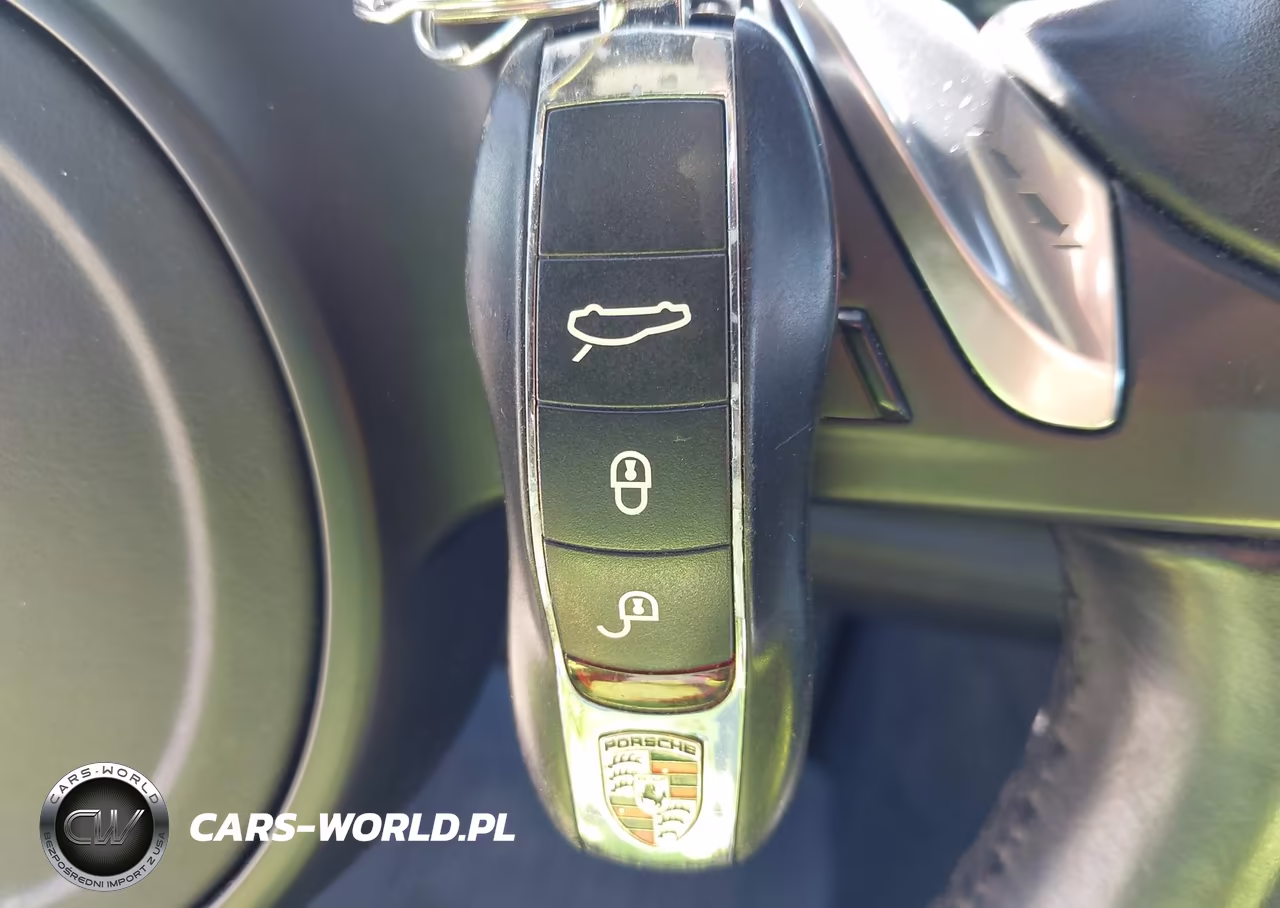 2010 Porsche Panamera Turbo VIN:WP0AC2A77AL090105 - 11