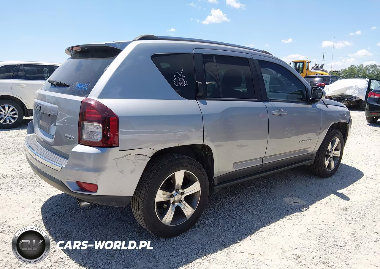 2017 Jeep Compass High Altitude 4X4 VIN:1C4NJDEB3HD126555 - 4