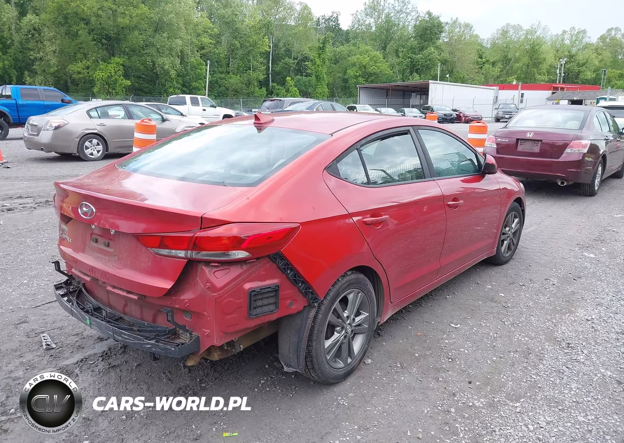 2017 Hyundai Elantra Se VIN:5NPD84LFXHH009353 - 4