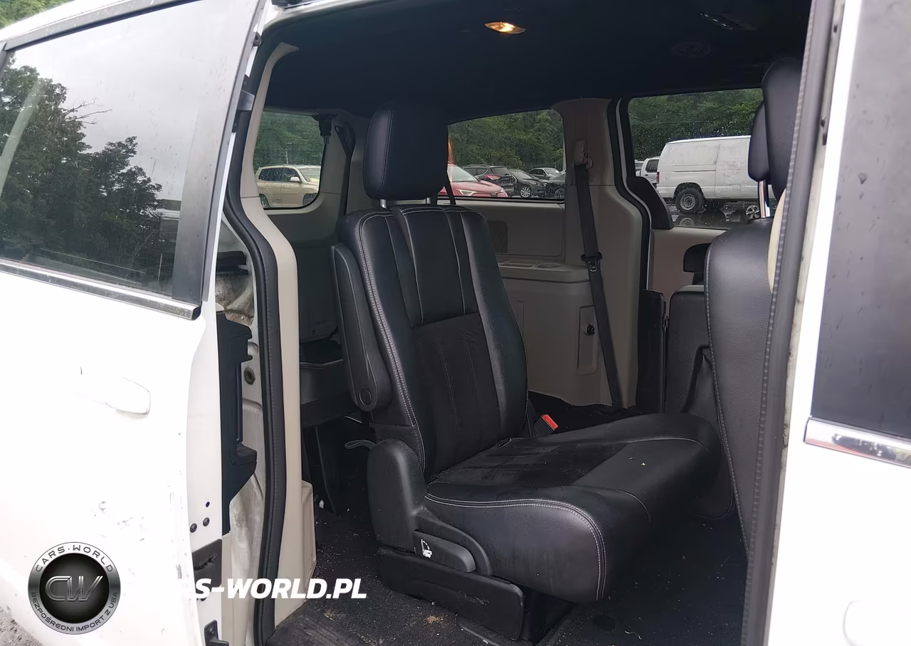 2018 Dodge Grand Caravan Sxt VIN:2C4RDGCG4JR300256 - 8