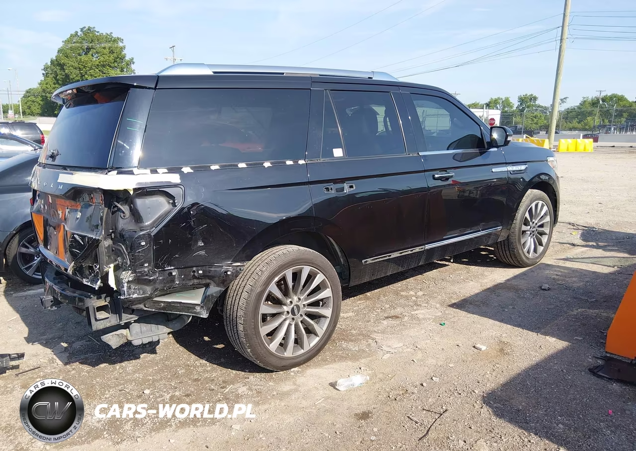 2020 Lincoln Navigator Reserve VIN:5LMJJ2KT1LEL00716 - 4