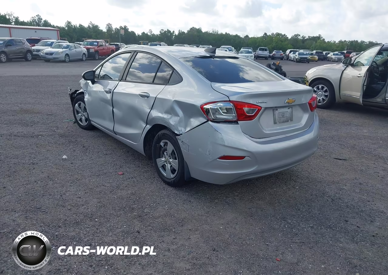 2017 Chevrolet Cruze Ls Auto VIN:1G1BC5SM4H7146183 - 3
